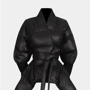 Chic Black Women's Puffer Jacket